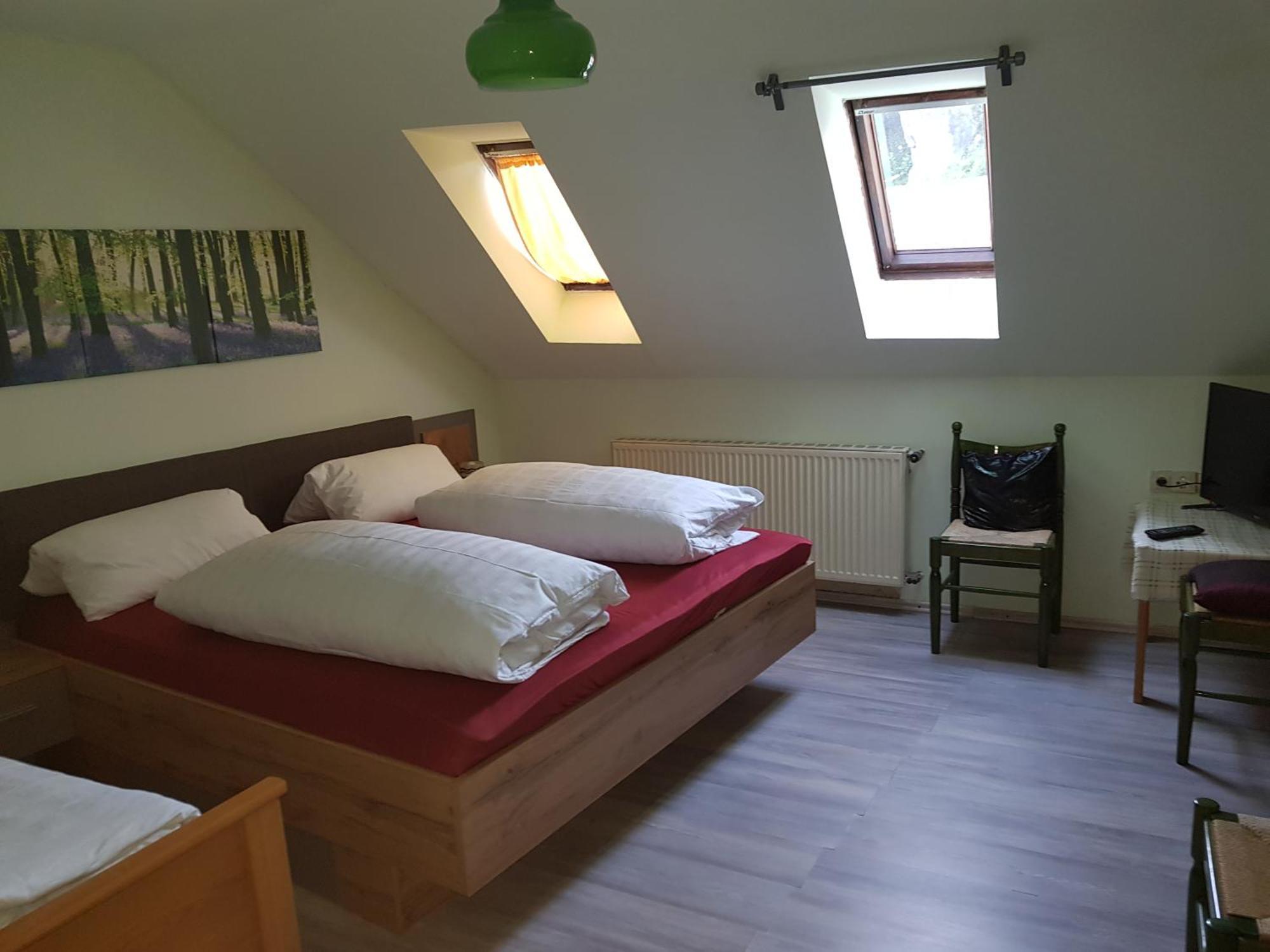 Pension-Puttlachtal Pottenstein Kamer foto
